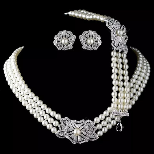 Women's  bridal/evening/formal Pearls jewelry set